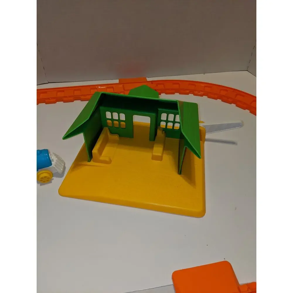 Vintage Child Guidance Sesame Street Train With Tracks 1981/83
